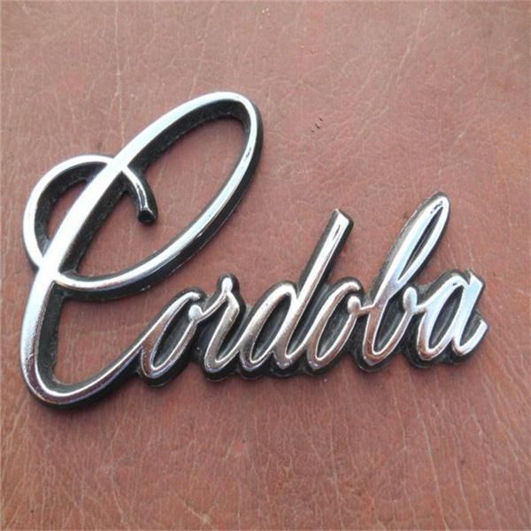 Customized Plastic Badge Emblem for Cars Outdoor