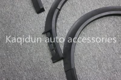 Black Injection Wheel Fender for Toyota Hiace 2015-2018