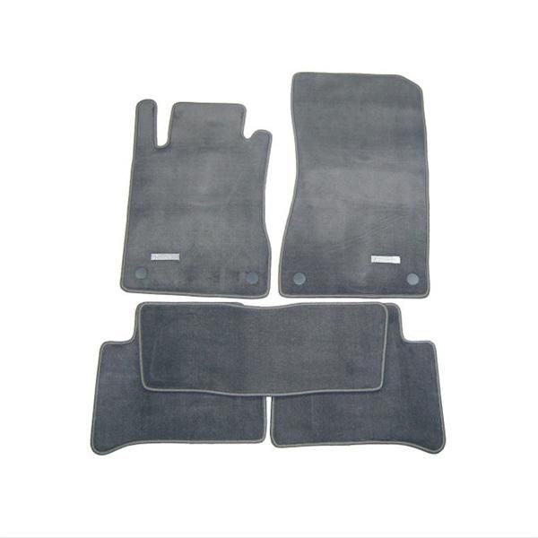 Garaging Universal Automotive Carpet Floor Mat