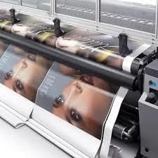 China Manufacturer Glossy PVC Self Adhesive Vinyl White for Digital Printing