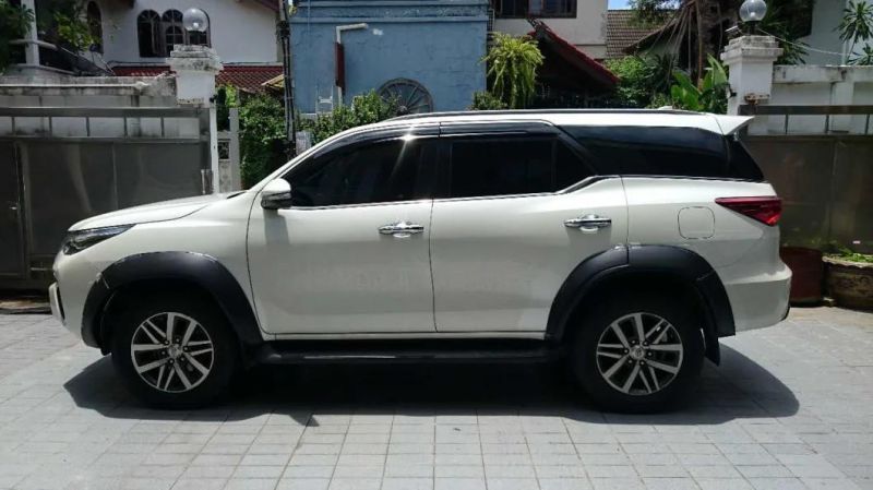Cool Design Top Selling Injection ABS Wheel Fender for Fortuner 2016~on